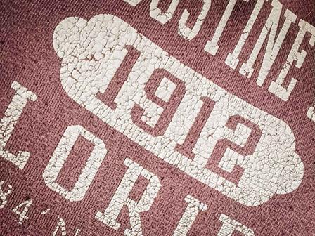 How to Prevent Your Graphic Tees from Cracking