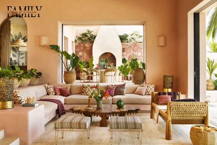 6 Inspiring Two-Story Living Room Wall Decor Ideas in 2025