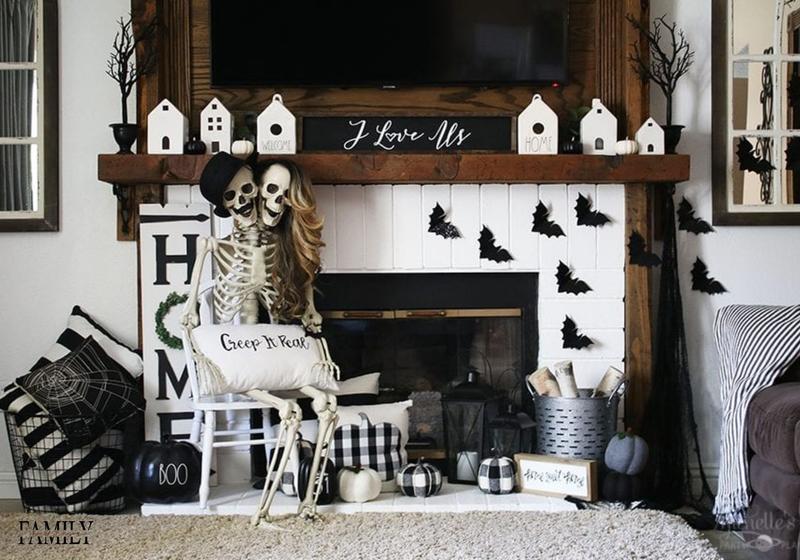DIY Vintage Halloween Wall Decorations